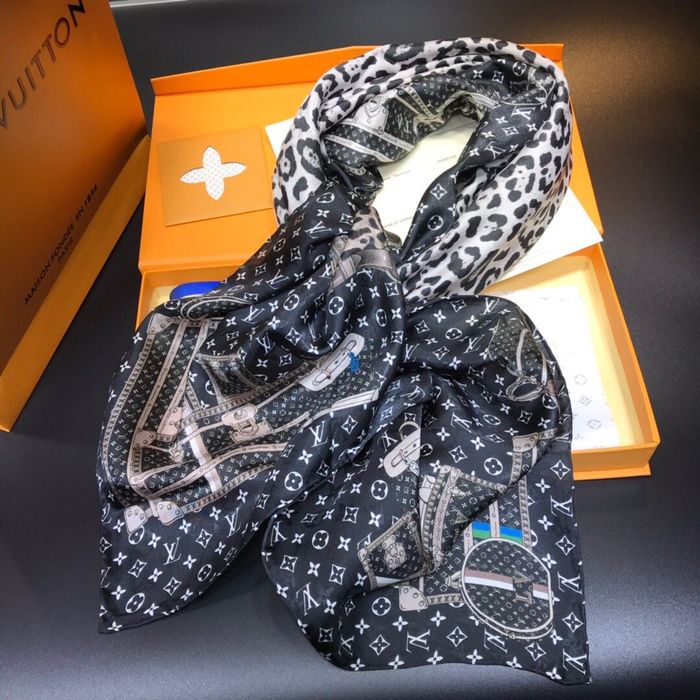 Louis Vuitton Scarf LVS00134